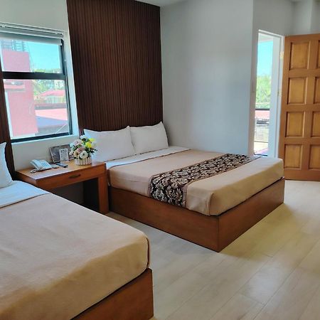 Hotel Carmelita Tuguegarao City Exteriér fotografie